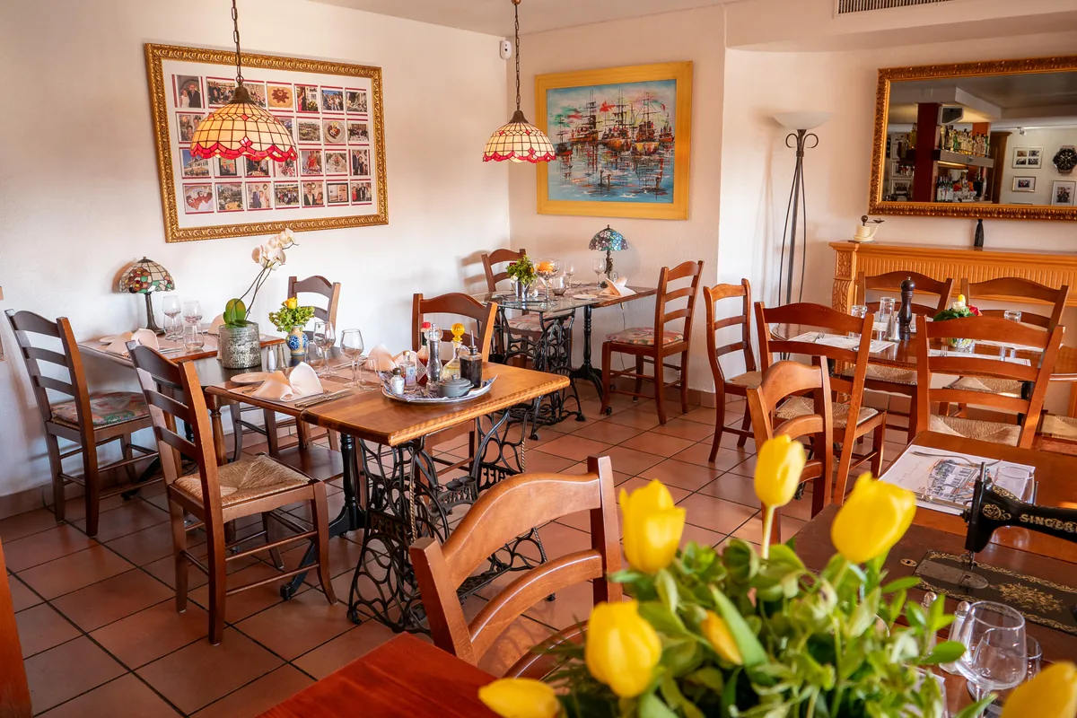Bistrot cosy Auberge Les Platanes — restaurant Chéserex La Côte Vaud