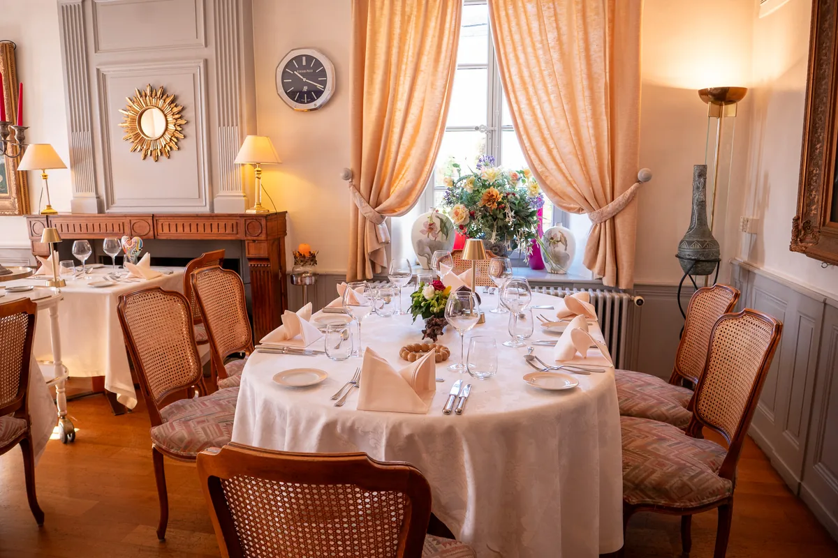 Salle Vieux Collège événements privés — Auberge Les Platanes Chéserex